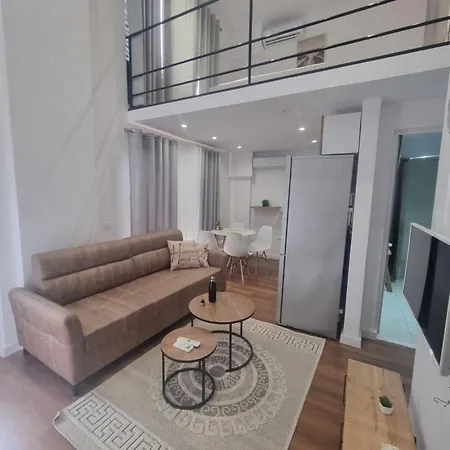 Amna's In Tirana-self Check-in Apartament *